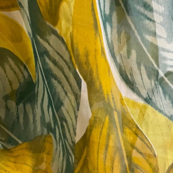 Free Press Woman’s Yellow and Green Leaf Print Kimono - Picture 13 of 13